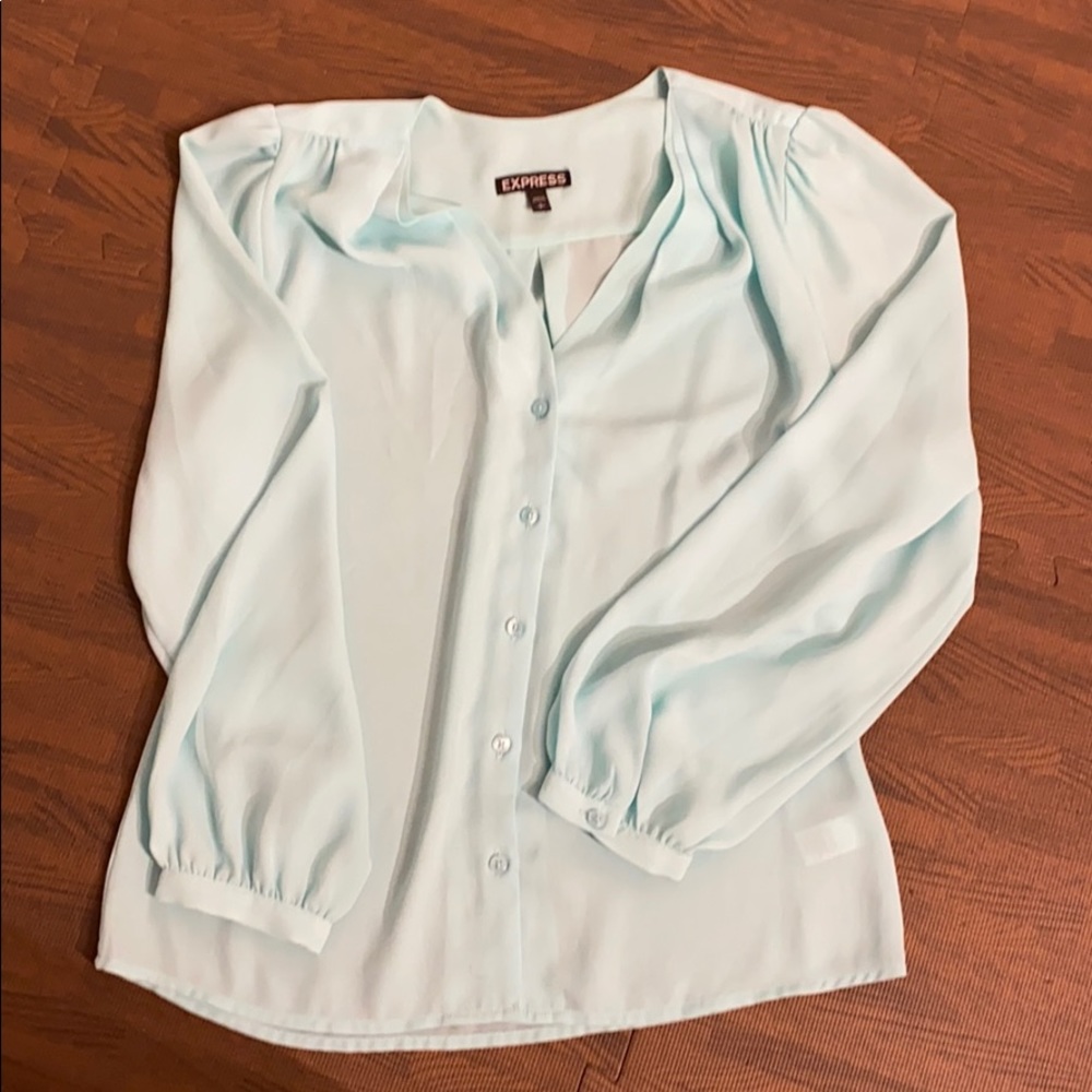 💥 3/$25💥 | Express | Button Blouse